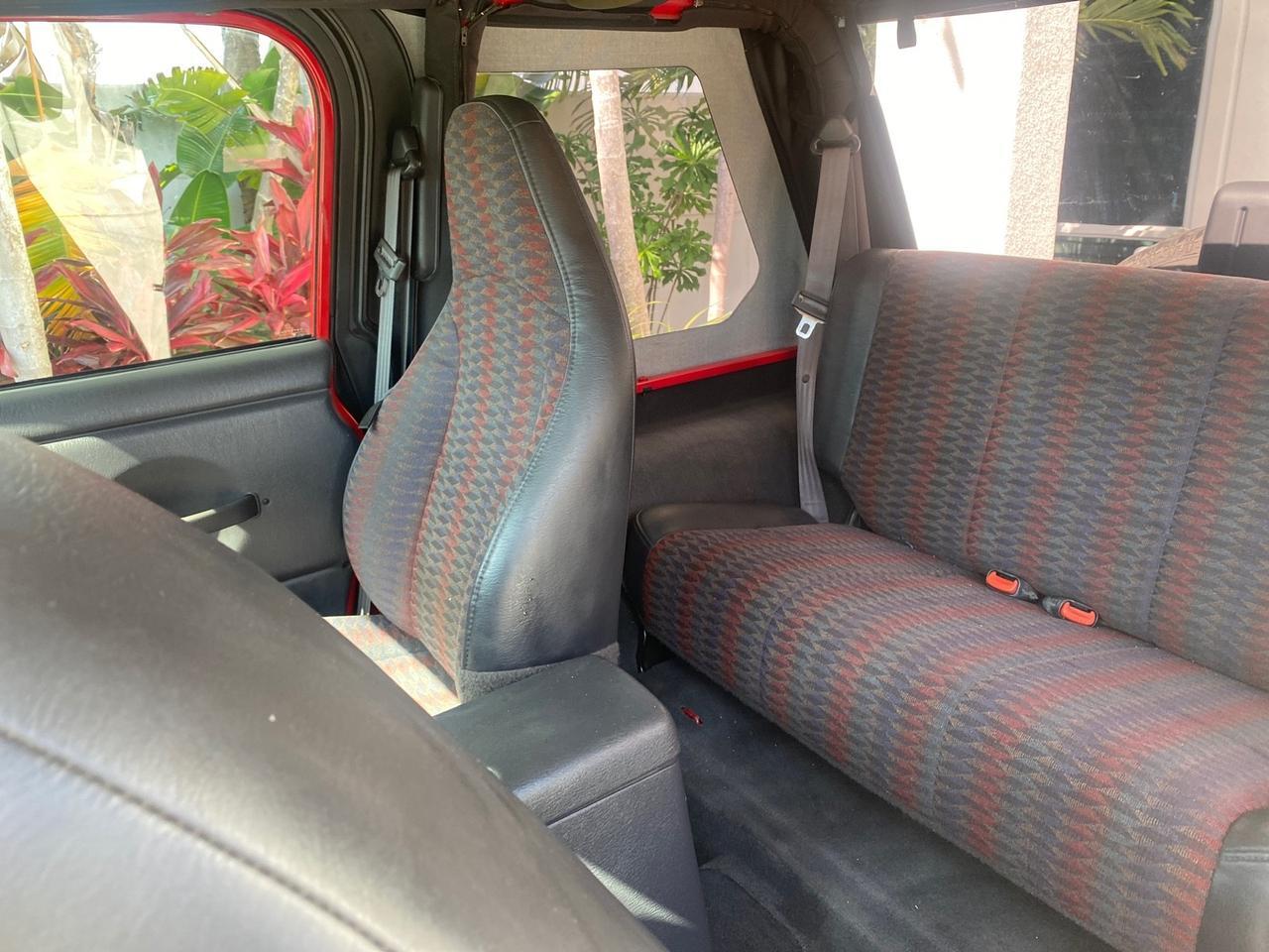 1999 Jeep Wrangler Sport AUTO AC 4.0 6 CYL LOW MILES 92,727 Pompano Beach FL
