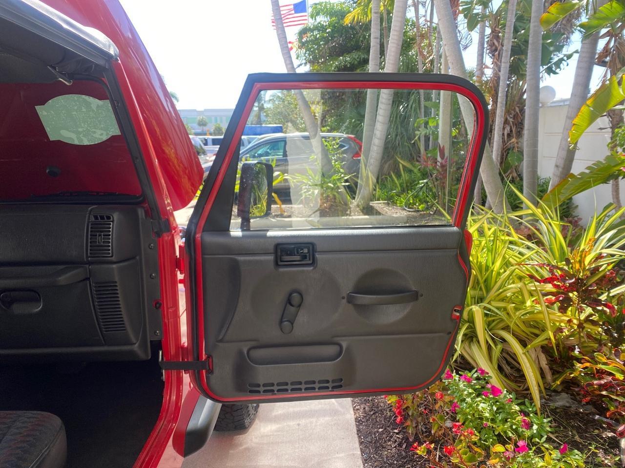 1999 Jeep Wrangler Sport AUTO AC 4.0 6 CYL LOW MILES 92,727 Pompano Beach FL