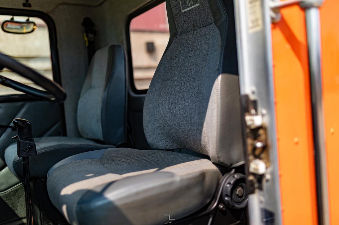 1999 Kenworth T300 Day Cab Diesel Manual Red Deer AB