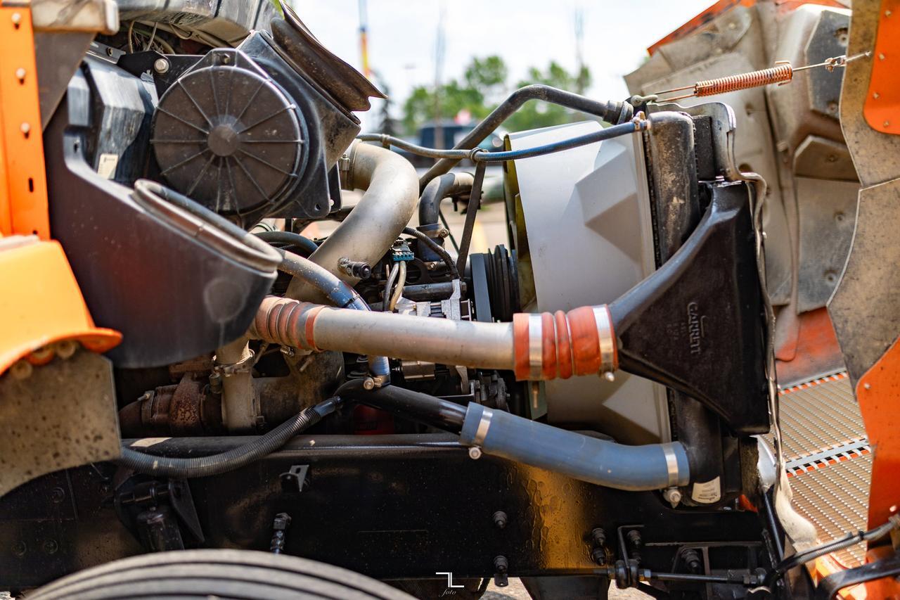 1999 Kenworth T300 Day Cab Diesel Manual Red Deer AB