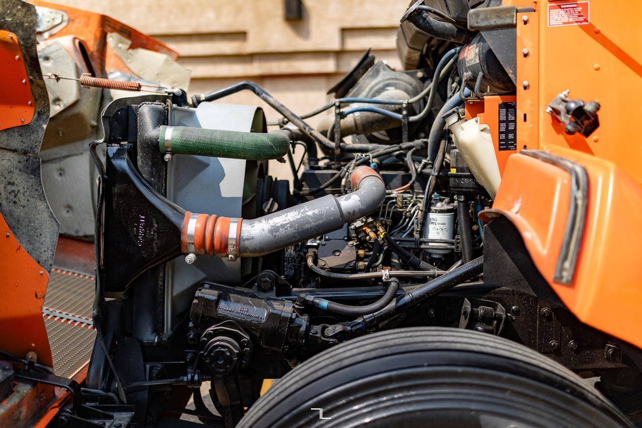 1999 Kenworth T300 Day Cab Diesel Manual Red Deer AB