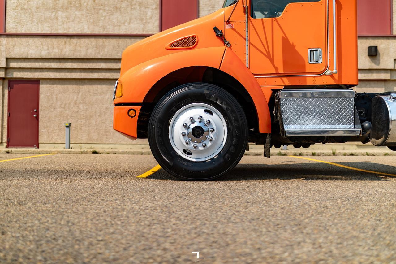 1999 Kenworth T300 Day Cab Diesel Manual Red Deer AB