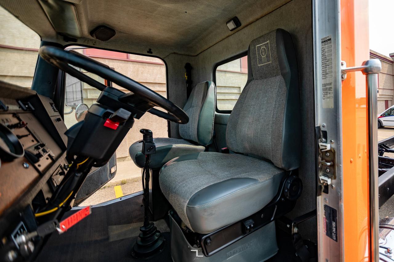 1999 Kenworth T300 Daycab & Chassis Diesel Red Deer AB