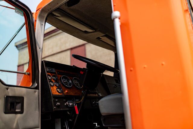1999 Kenworth T300 Daycab & Chassis Diesel Red Deer AB