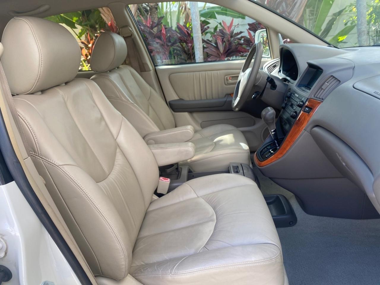1999 Lexus RX 300 Luxury SUV LOW MILES 62,417 1 OWNER Pompano Beach FL