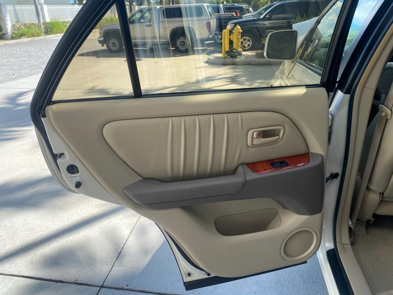 1999 Lexus RX 300 Luxury SUV LOW MILES 62,417 1 OWNER Pompano Beach FL