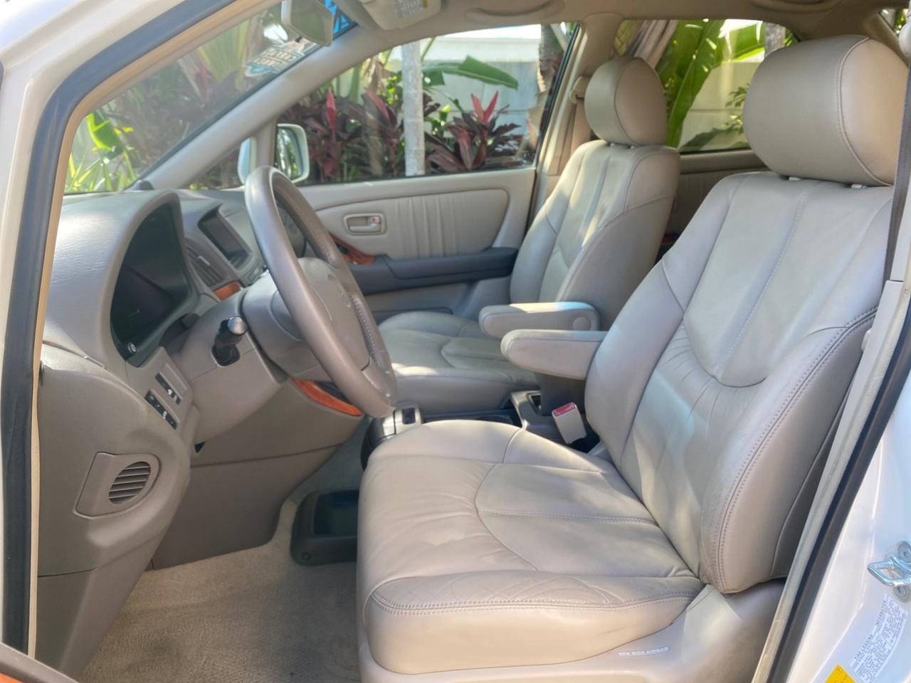1999 Lexus RX 300 Luxury SUV LOW MILES 62,417 1 OWNER Pompano Beach FL