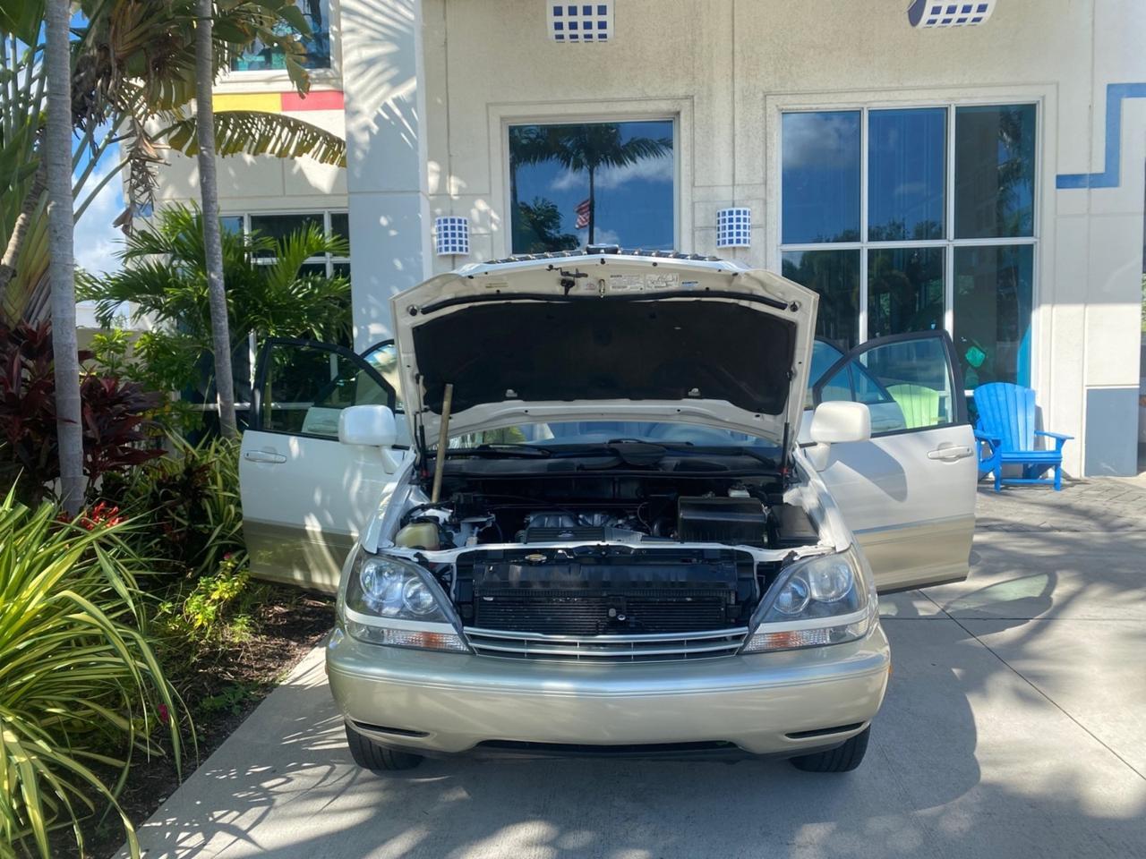 1999 Lexus RX 300 Luxury SUV LOW MILES 62,417 1 OWNER Pompano Beach FL