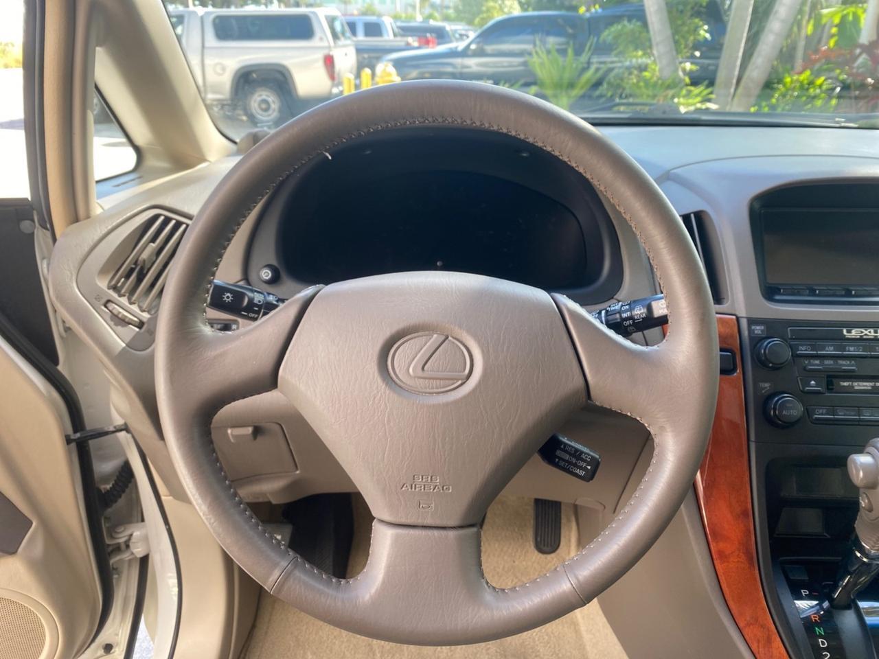 1999 Lexus RX 300 Luxury SUV LOW MILES 62,417 1 OWNER Pompano Beach FL