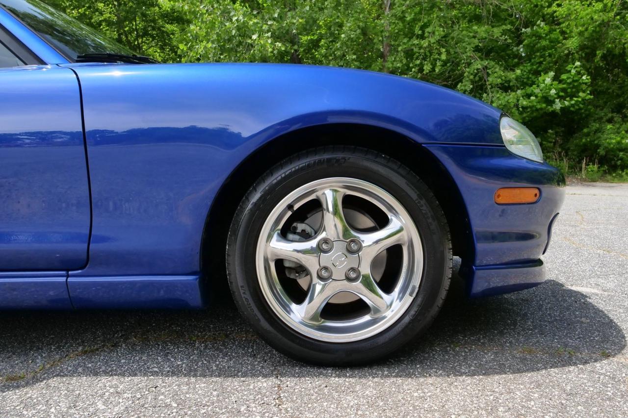 1999 Mazda MX-5 Miata 10th Anniversary Edition / Manual / Hard And Soft Tops! Lincolnton NC