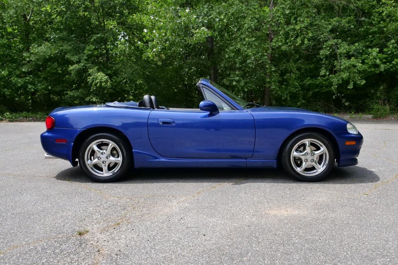 1999 Mazda MX-5 Miata 10th Anniversary Edition / Manual / Hard And Soft Tops! Lincolnton NC