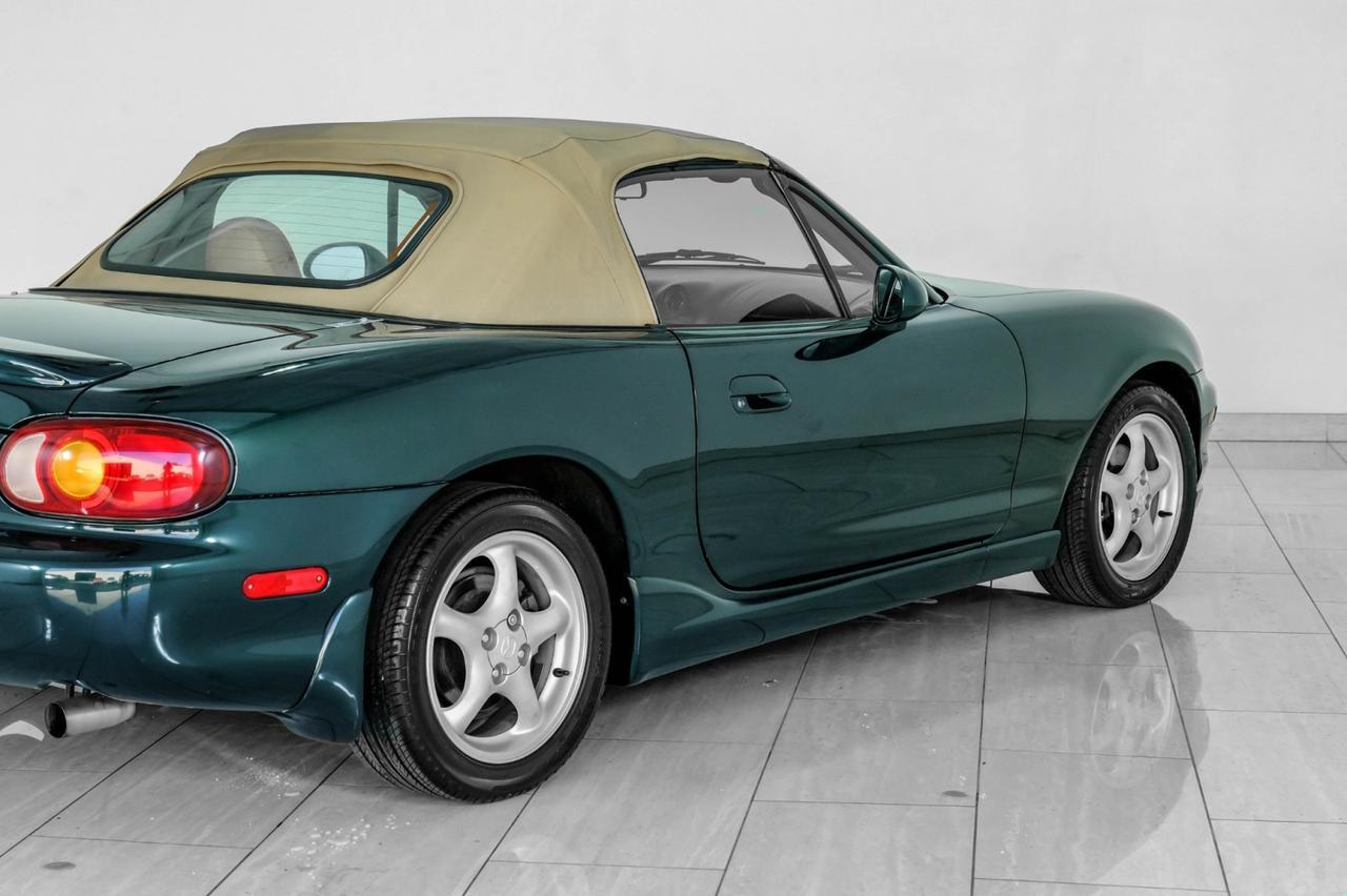 1999 Mazda MX-5 Miata LEATHER SEATS BOSE SOUND CRUISE CONTROL POWER EQUIPMENT LEATHER STEERING WHEEL Carrollton TX