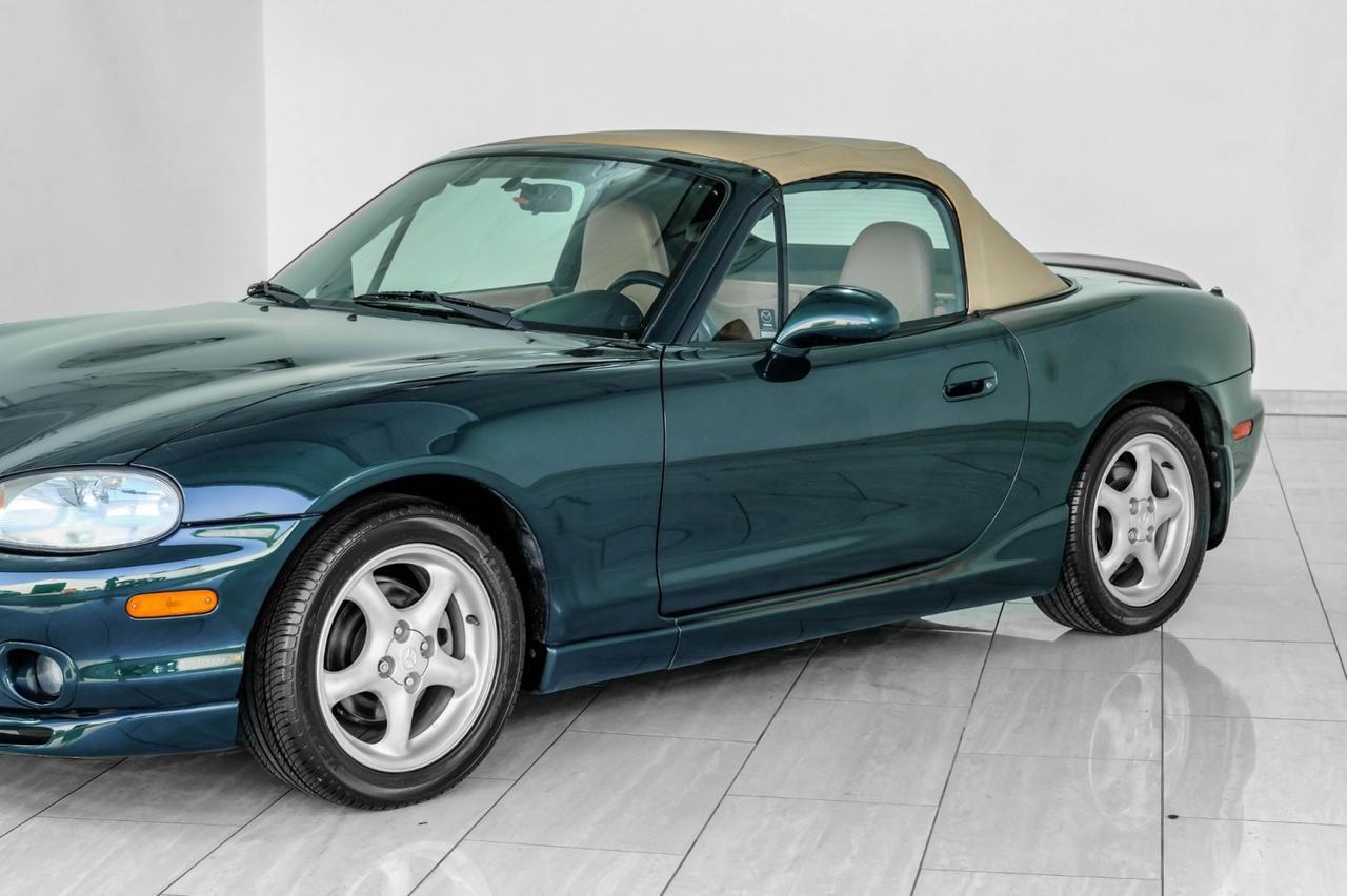 1999 Mazda MX-5 Miata LEATHER SEATS BOSE SOUND CRUISE CONTROL POWER EQUIPMENT LEATHER STEERING WHEEL Carrollton TX