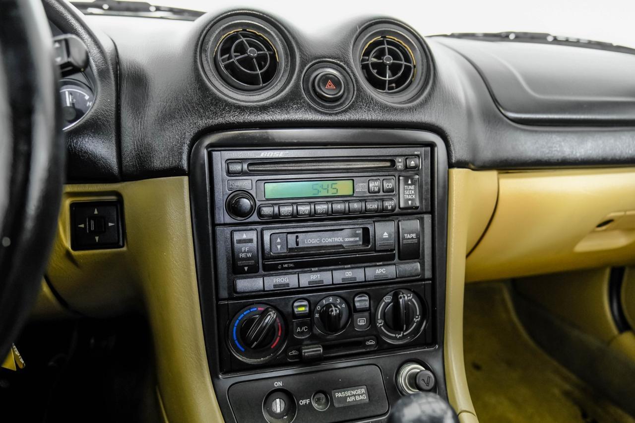 1999 Mazda MX-5 Miata LEATHER SEATS BOSE SOUND CRUISE CONTROL POWER EQUIPMENT LEATHER STEERING WHEEL Carrollton TX