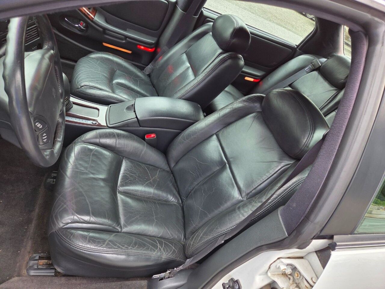 1999 Oldsmobile Aurora Charlton MA
