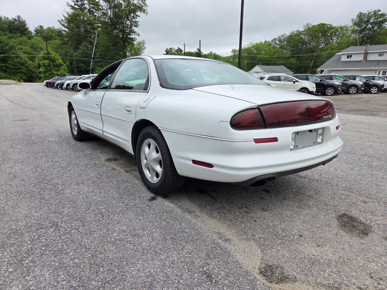 1999 Oldsmobile Aurora Charlton MA