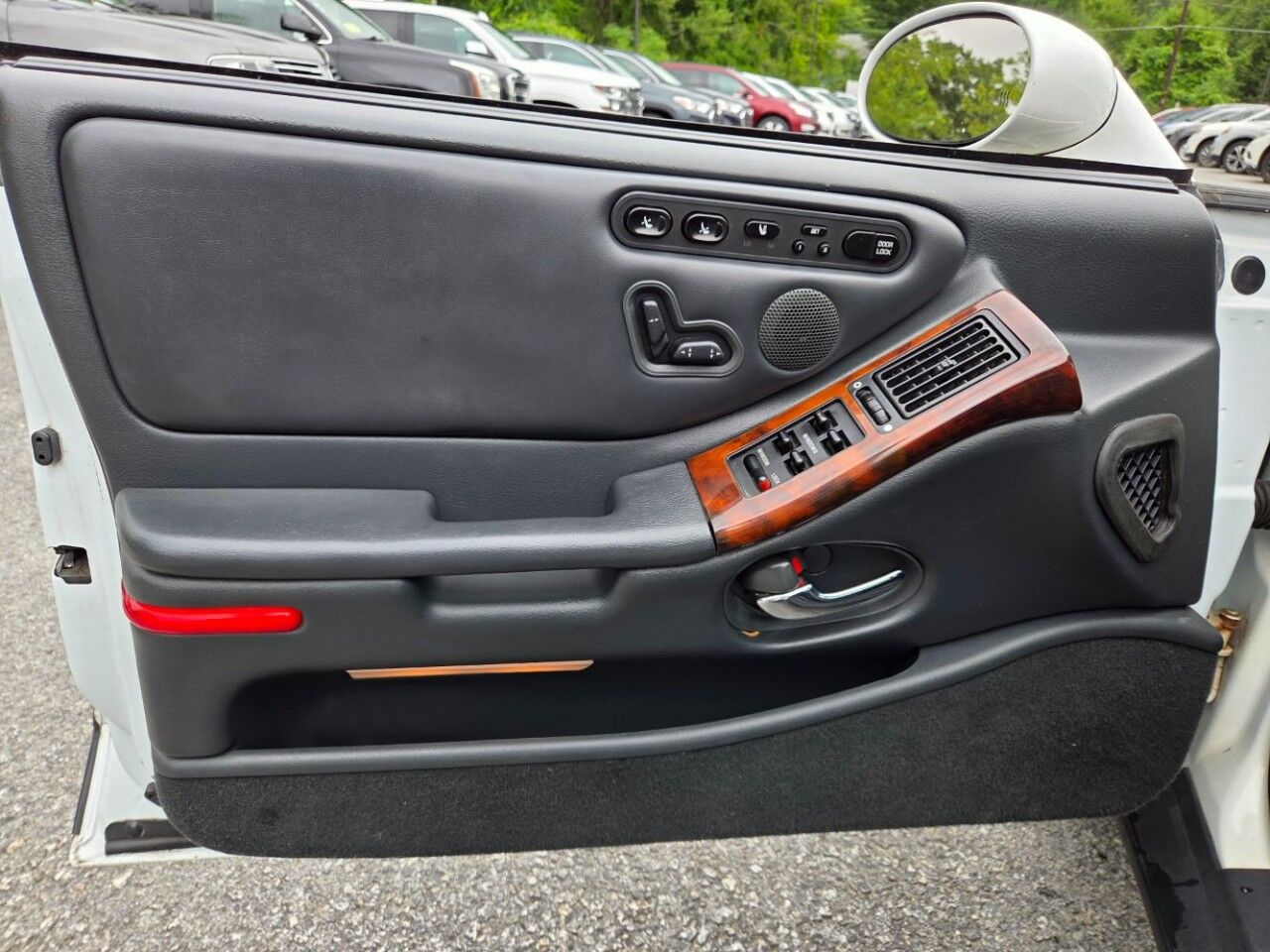 1999 Oldsmobile Aurora Base Charlton MA