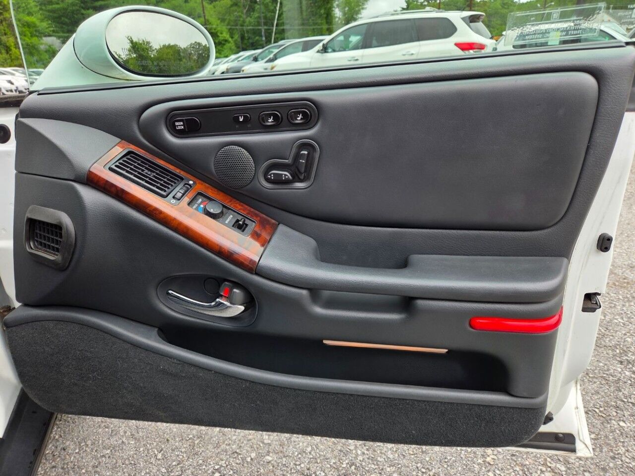 1999 Oldsmobile Aurora Base Charlton MA