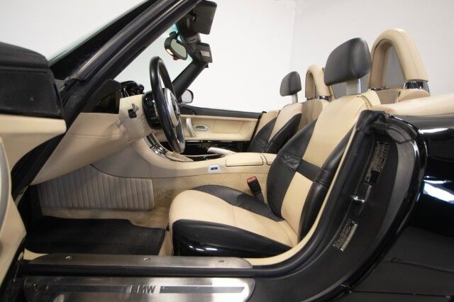 2000 BMW Z8 *BLACK ON CREAM* *HARDTOP INCLUDED* *ONLY 25,000 MILES* San Diego CA