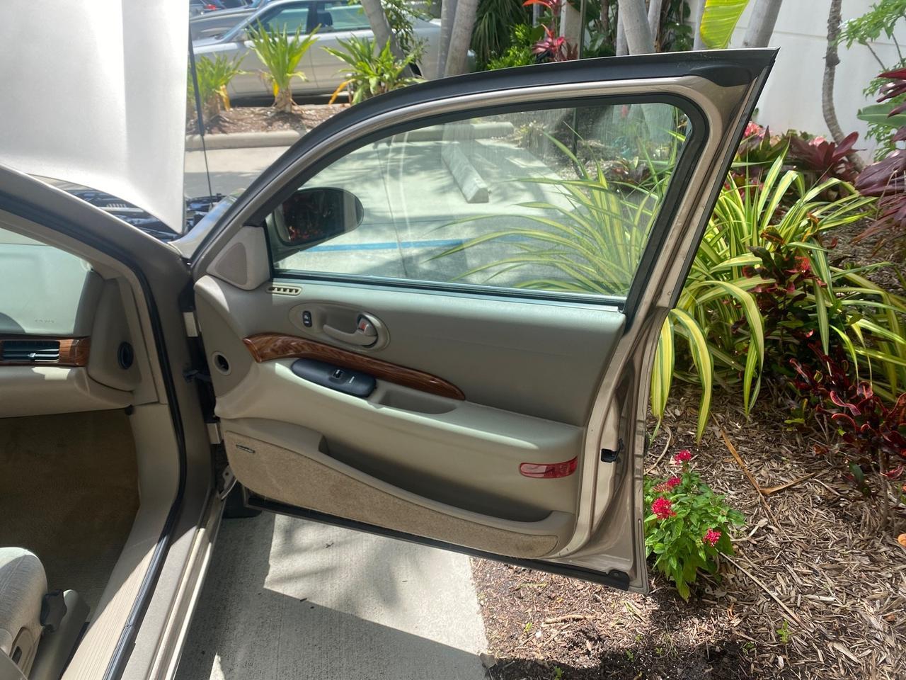 2000 Buick LeSabre Custom LOW MILES 63,335 Pompano Beach FL