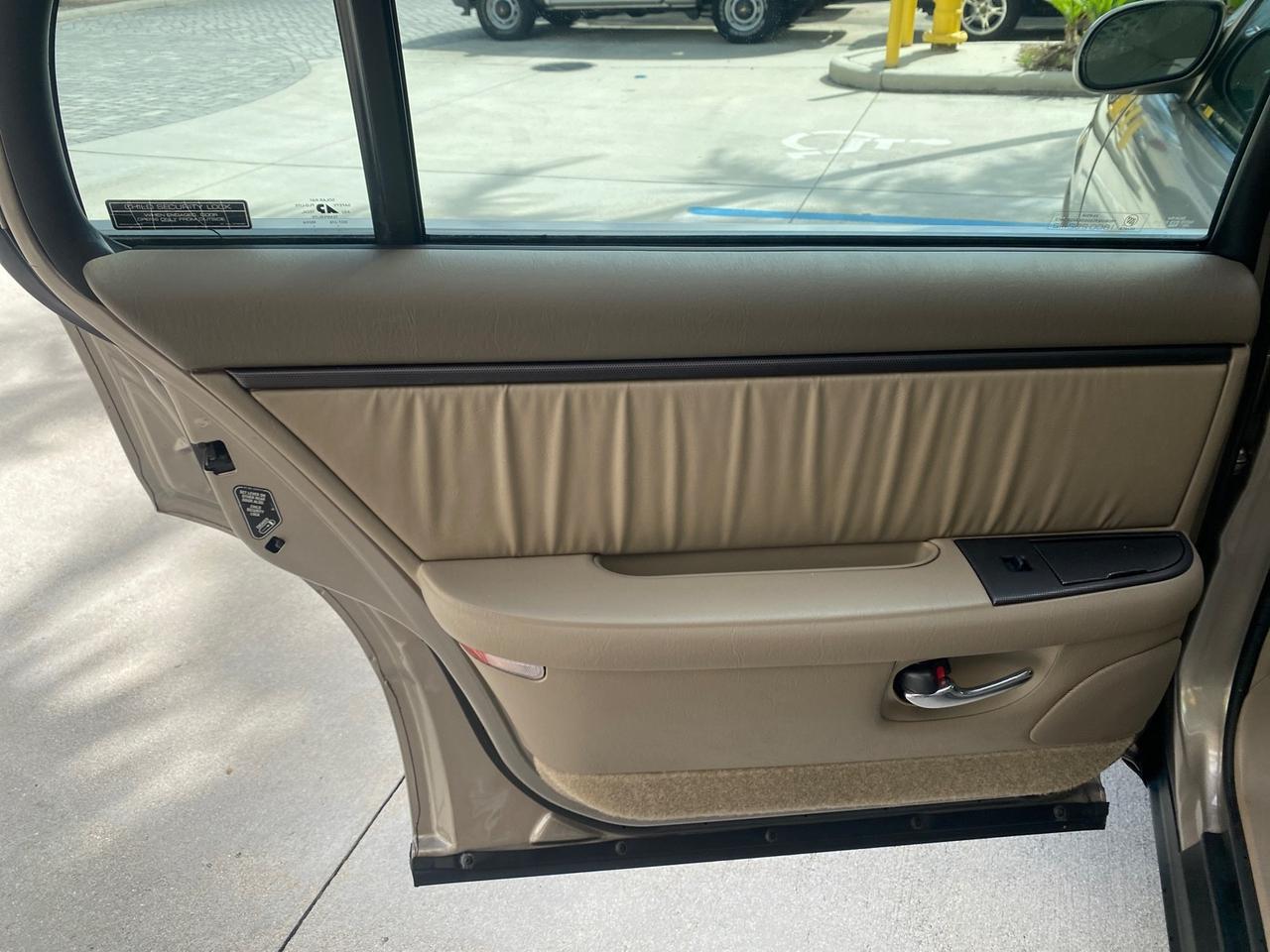 2000 Buick Park Avenue Ultra LOW MILES 72,419 Pompano Beach FL