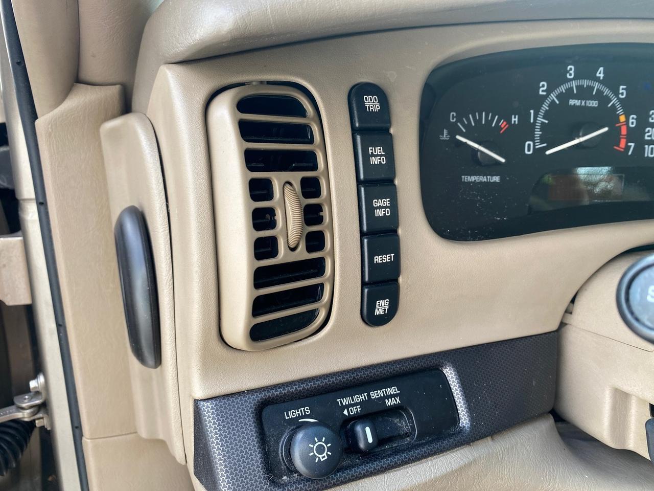 2000 Buick Park Avenue Ultra LOW MILES 72,419 Pompano Beach FL