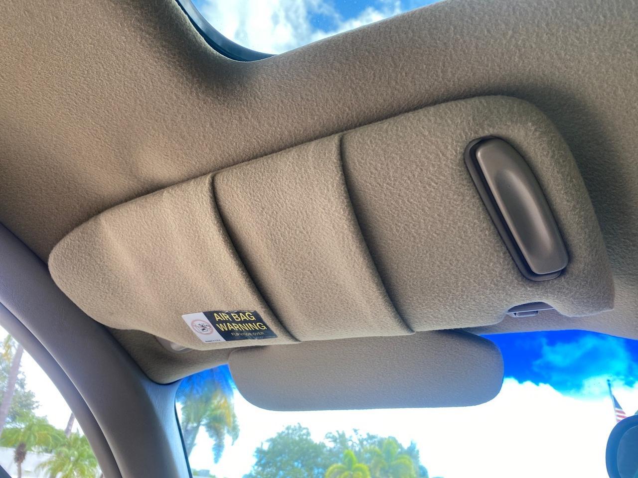 2000 Buick Park Avenue Ultra LOW MILES 72,419 Pompano Beach FL