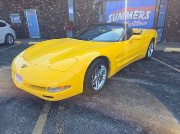 2000_Chevrolet_Corvette_Base_ Saint Joseph MO