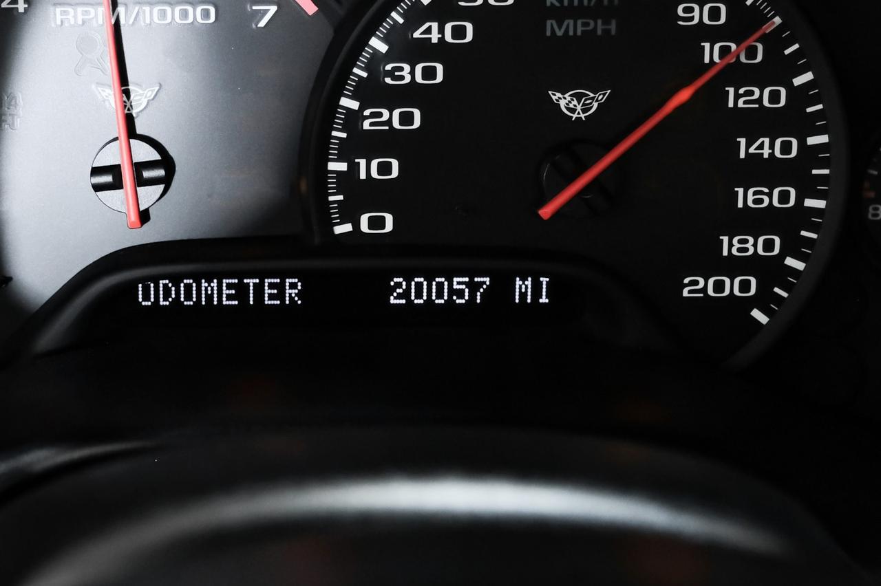 2000 Chevrolet Corvette Convertible HEADUP DISPLAY LEATHER SEATS BOSE SOUND CRUISE CONTROL ALLOY WHEELS Carrollton TX