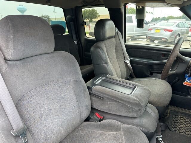 2000 Chevrolet Silverado 1500 LS Watertown SD