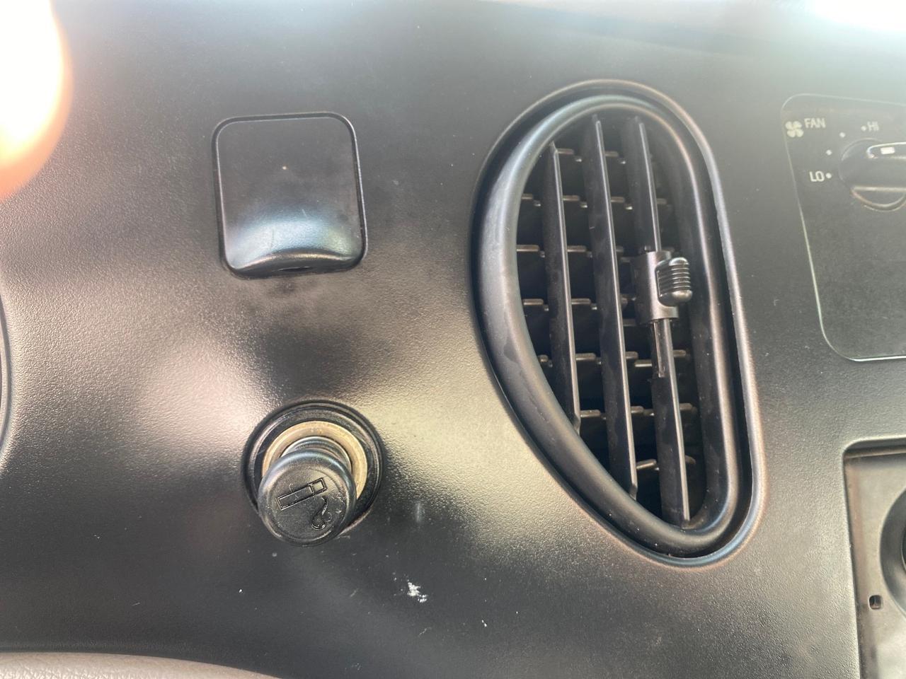 2000 Ford Econoline Cargo Van LOW MILES 68,046 Pompano Beach FL