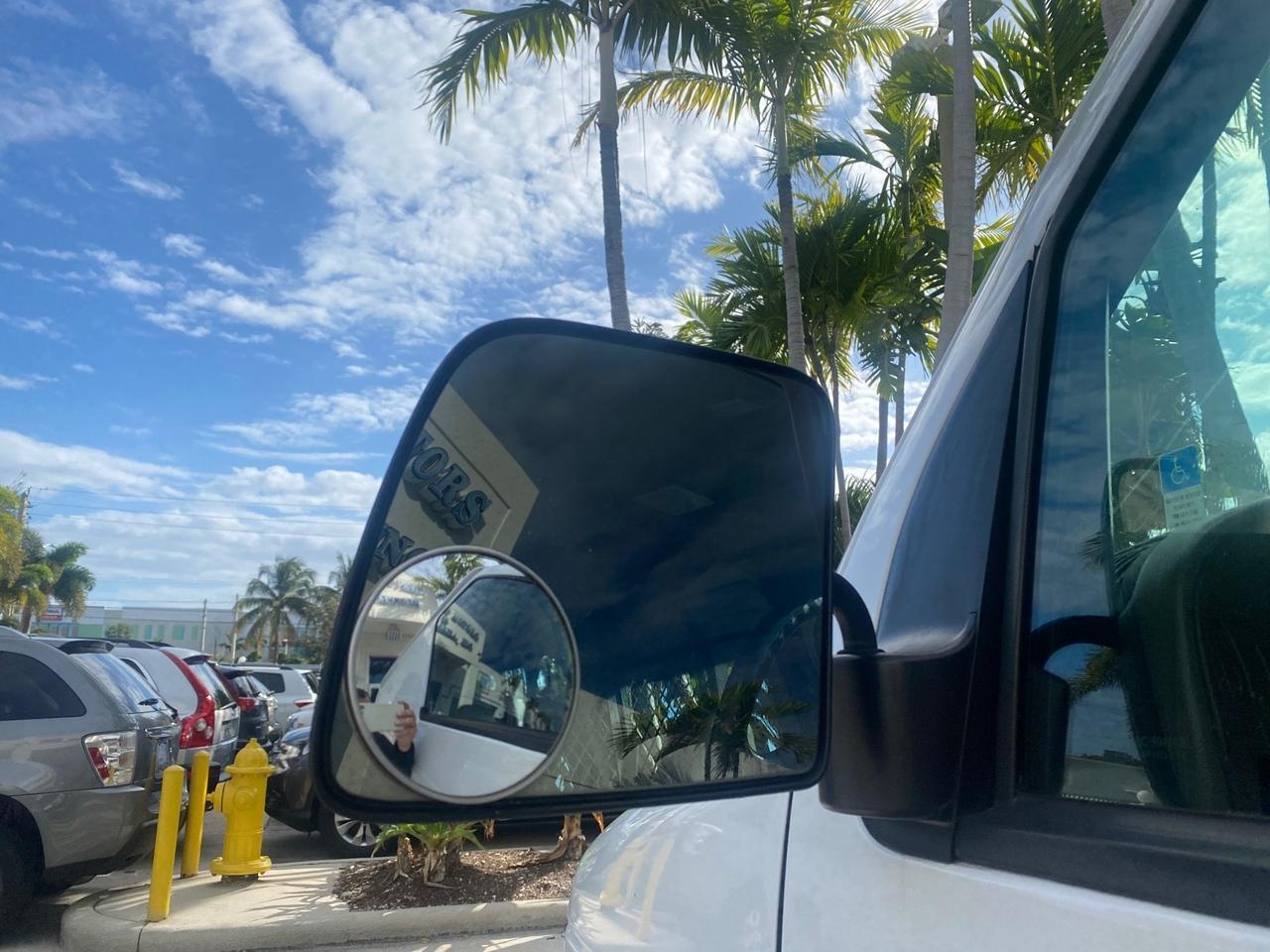 2000 Ford Econoline Cargo Van LOW MILES 68,046 Pompano Beach FL