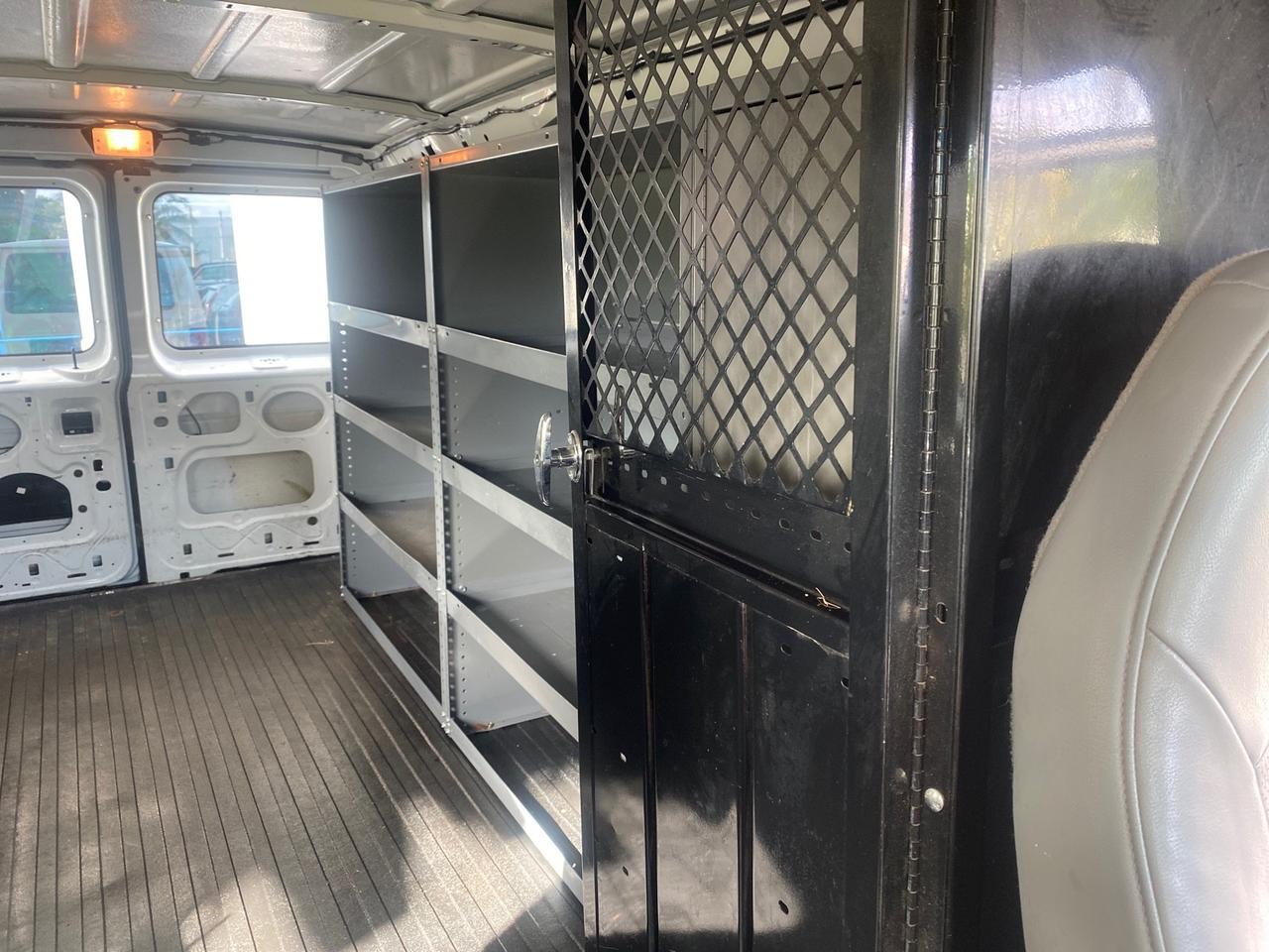 2000 Ford Econoline Cargo Van LOW MILES 68,046 Pompano Beach FL