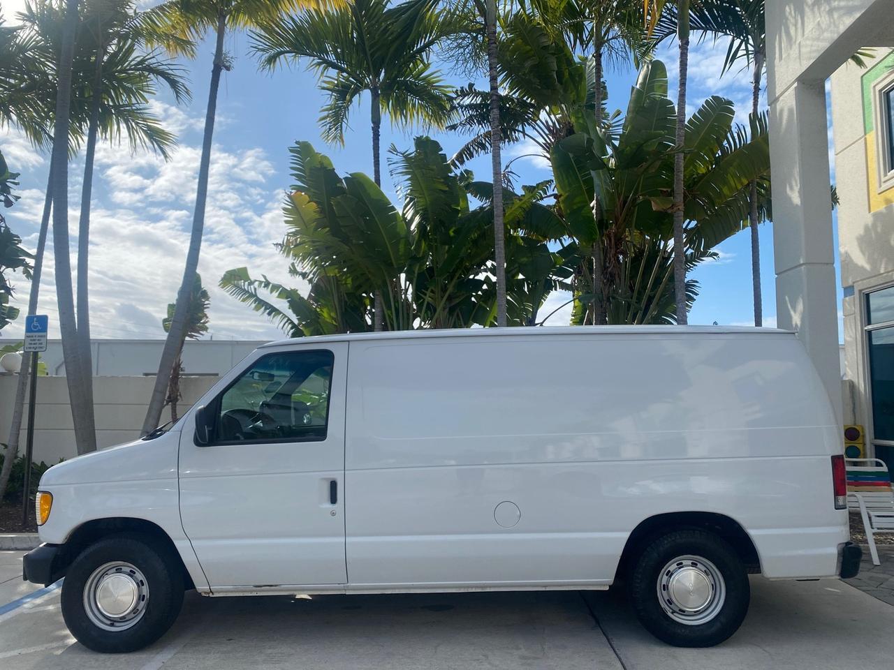2000 Ford Econoline Cargo Van LOW MILES 68,046 Pompano Beach FL