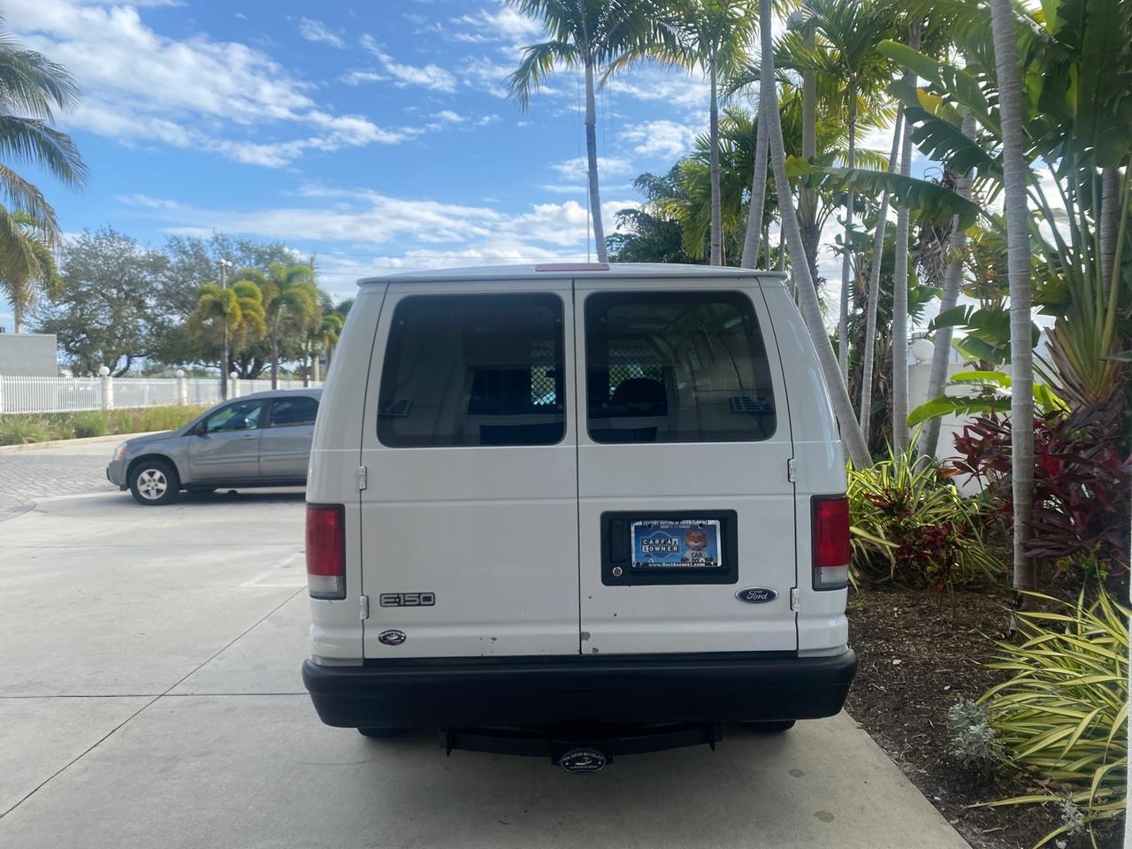 2000 Ford Econoline Cargo Van LOW MILES 68,046 Pompano Beach FL