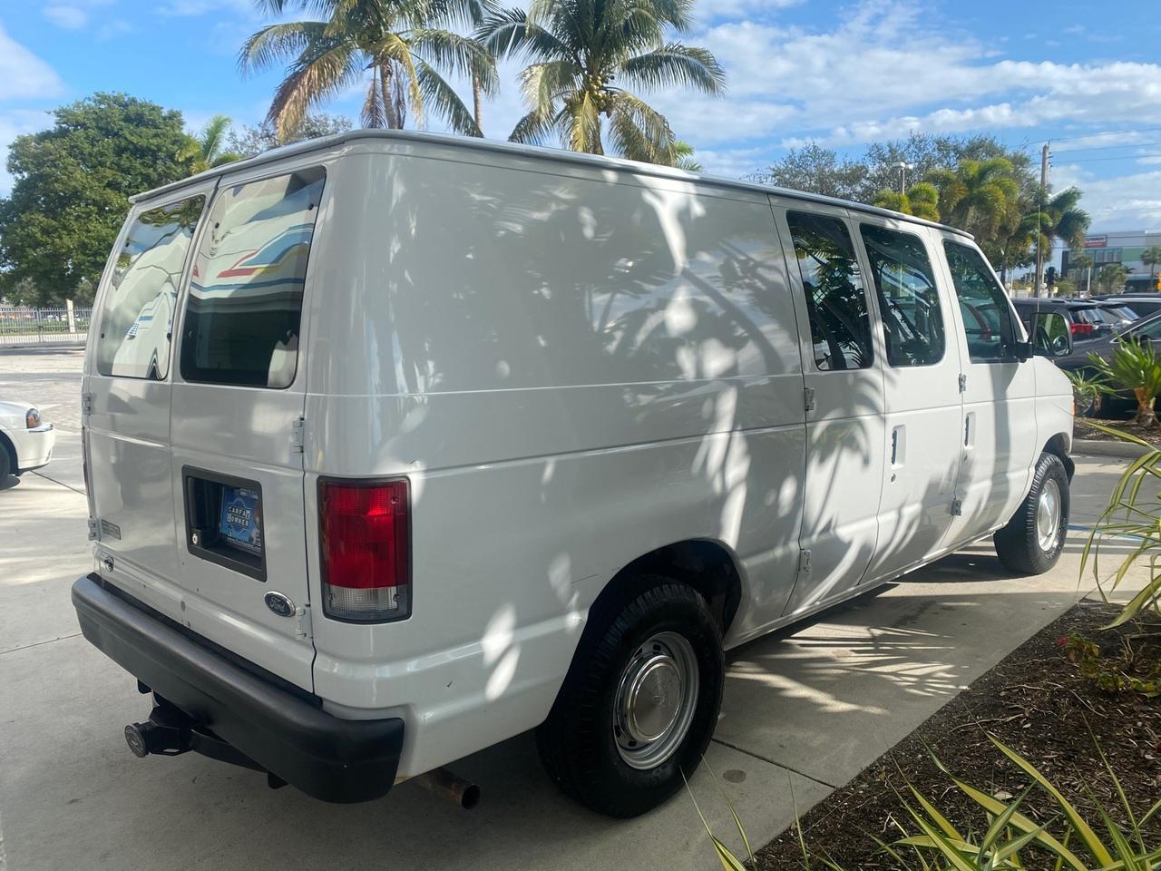 2000 Ford Econoline Cargo Van LOW MILES 68,046 Pompano Beach FL