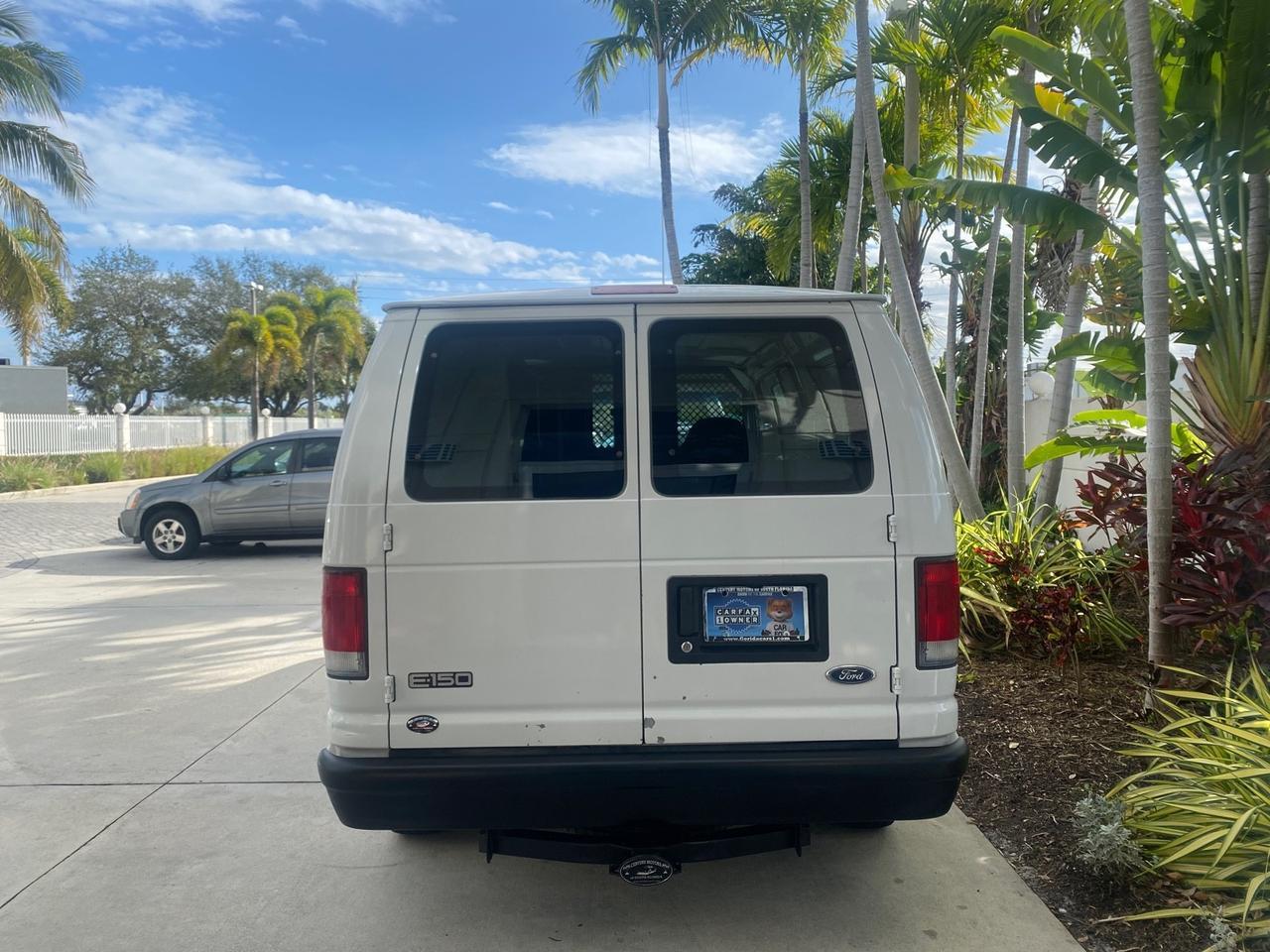 2000 Ford Econoline Cargo Van LOW MILES 68,046 Pompano Beach FL