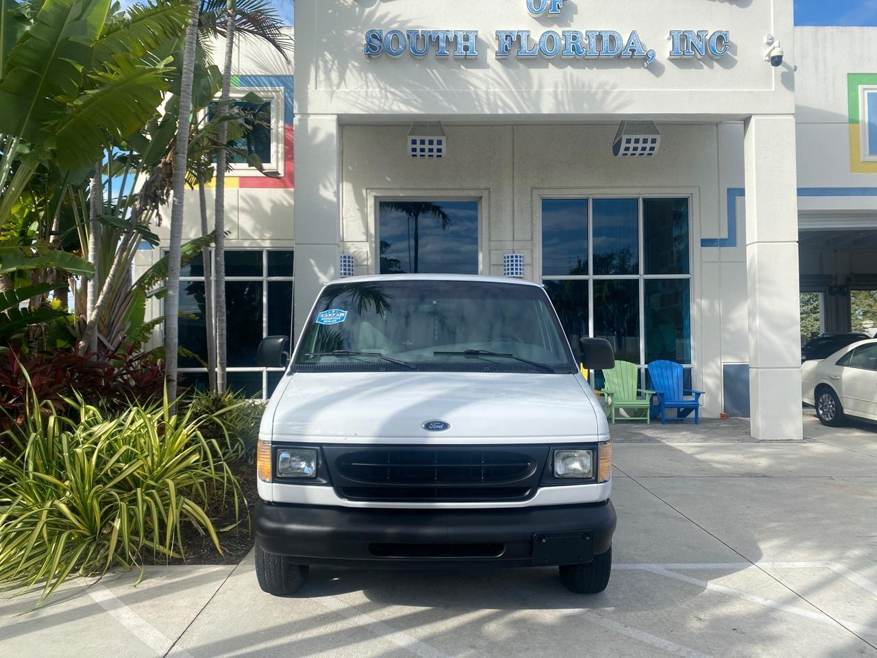 2000 Ford Econoline Cargo Van LOW MILES 68,046 Pompano Beach FL
