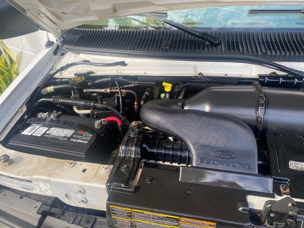 2000 Ford Econoline Cargo Van LOW MILES 68,046 Pompano Beach FL