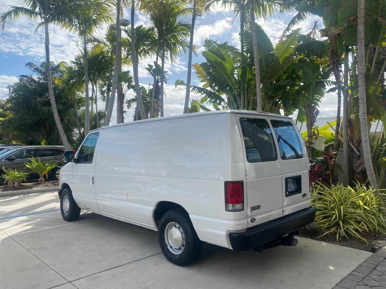 2000 Ford Econoline Cargo Van LOW MILES 68,046 Pompano Beach FL