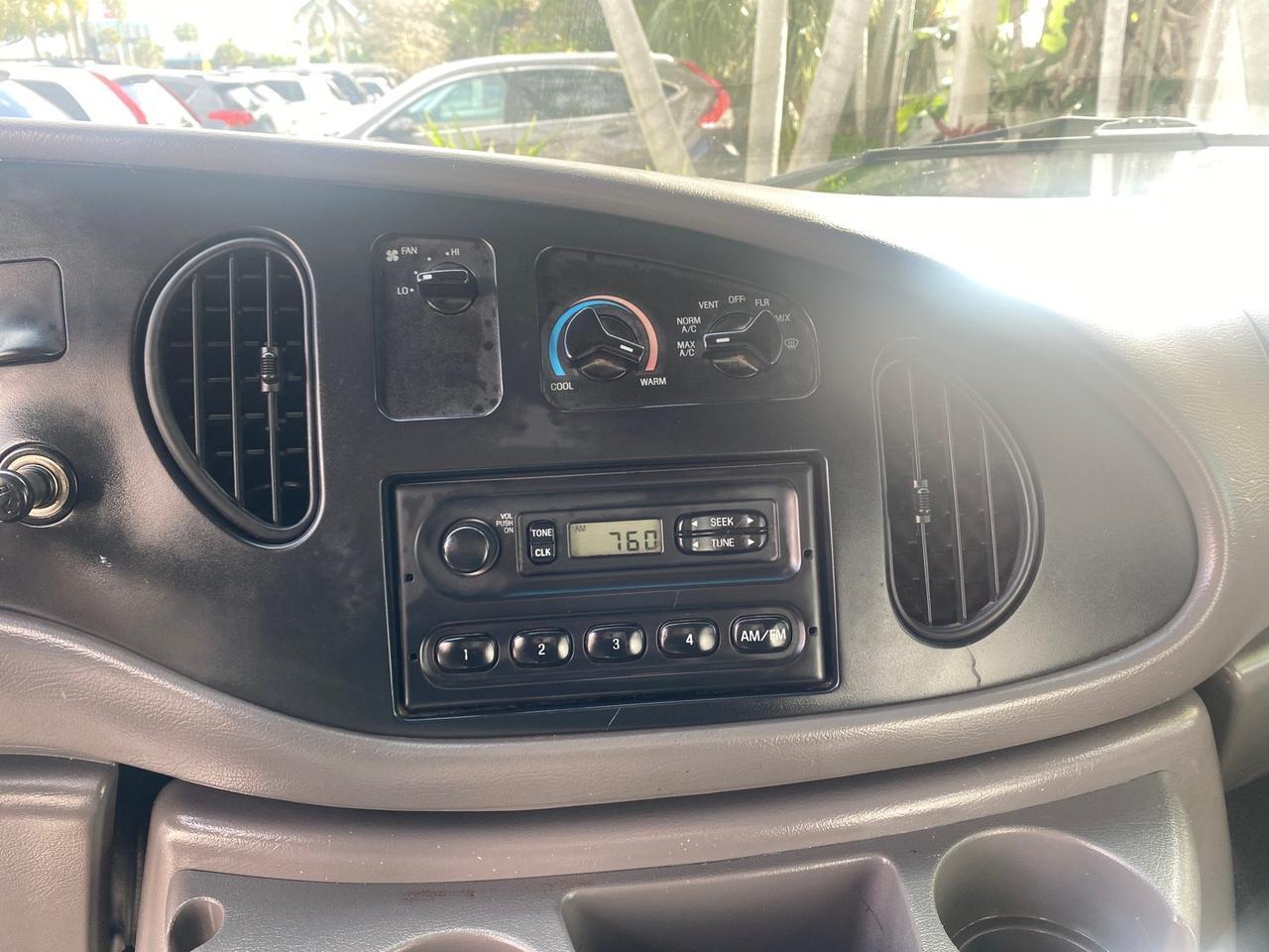 2000 Ford Econoline Cargo Van LOW MILES 68,046 Pompano Beach FL