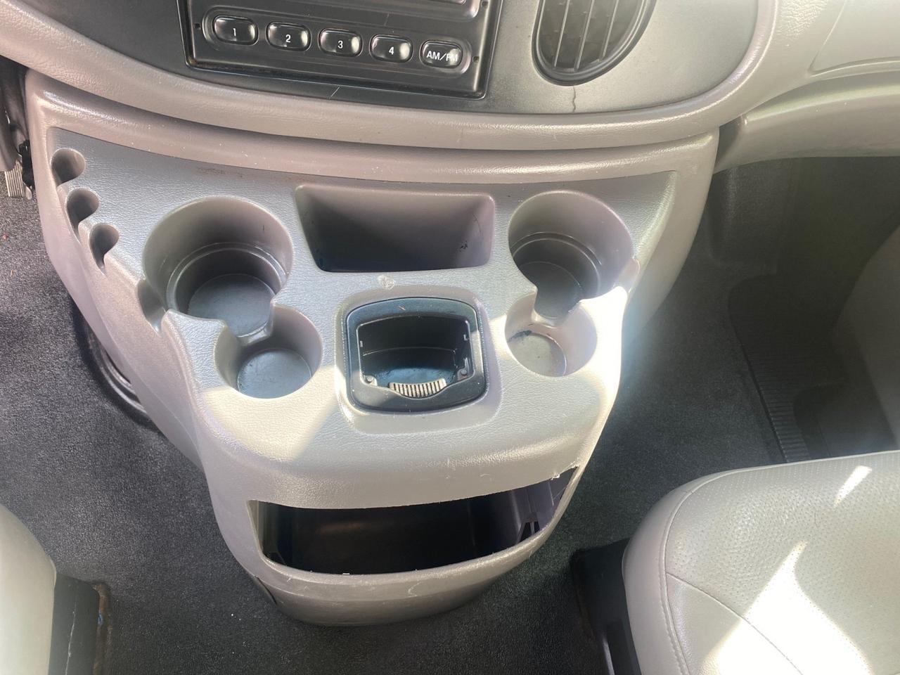 2000 Ford Econoline Cargo Van LOW MILES 68,046 Pompano Beach FL