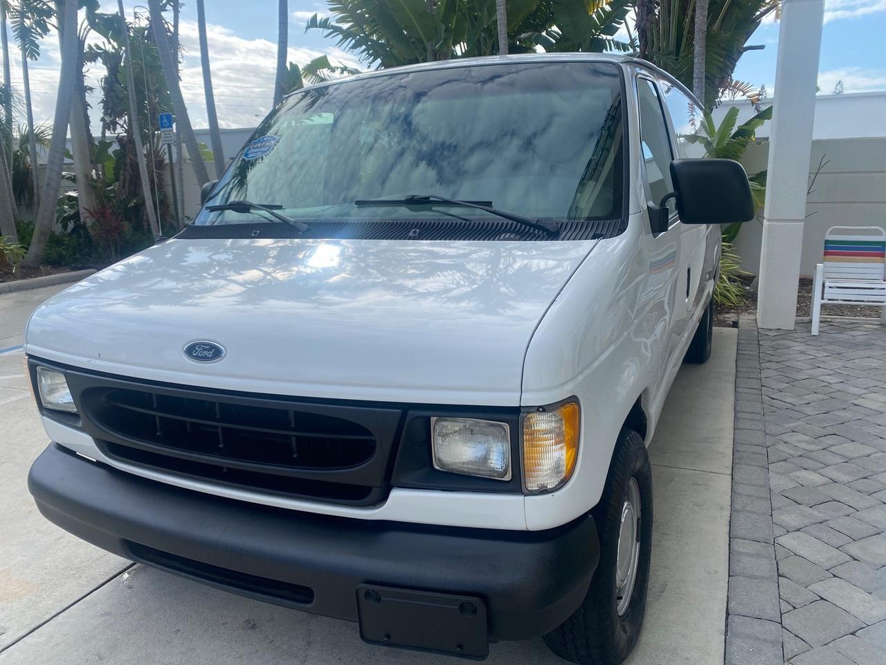 2000 Ford Econoline Cargo Van LOW MILES 68,046 Pompano Beach FL