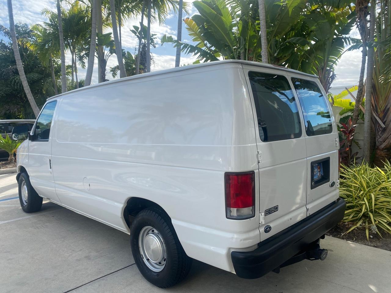 2000 Ford Econoline Cargo Van LOW MILES 68,046 Pompano Beach FL