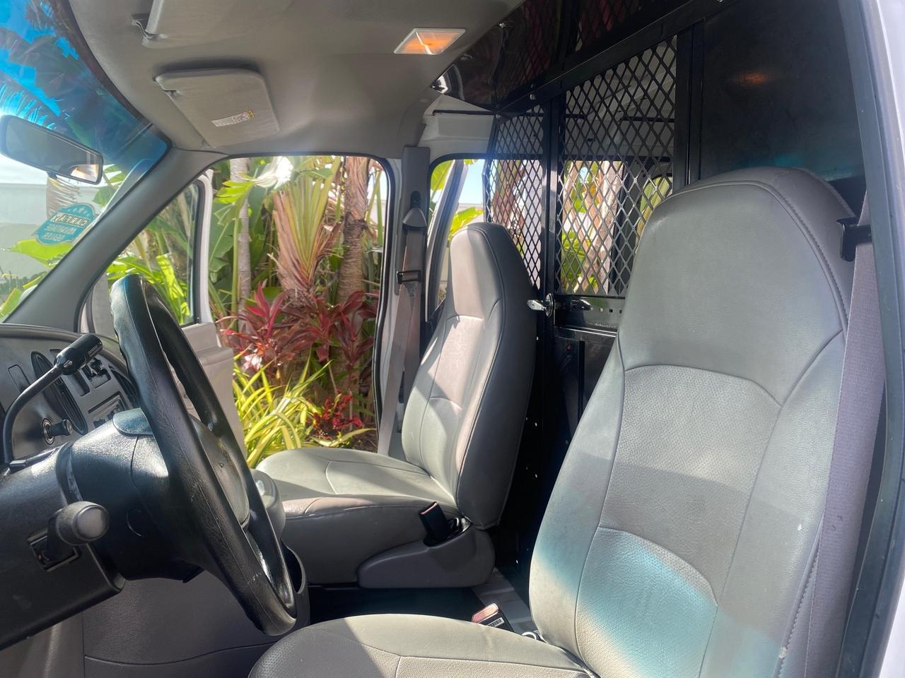 2000 Ford Econoline Cargo Van LOW MILES 68,046 Pompano Beach FL