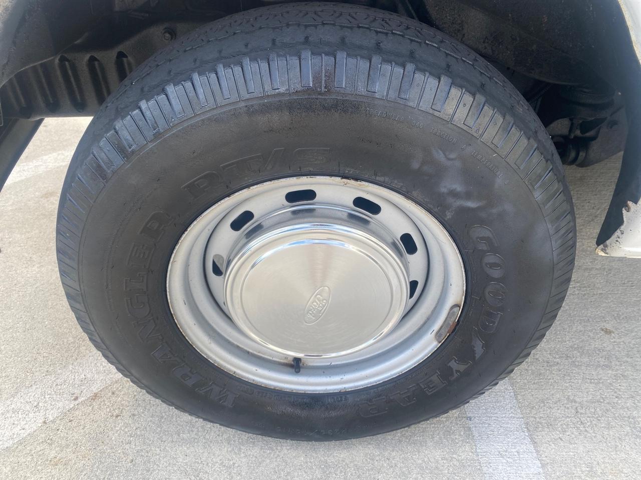 2000 Ford Econoline Cargo Van LOW MILES 68,046 Pompano Beach FL