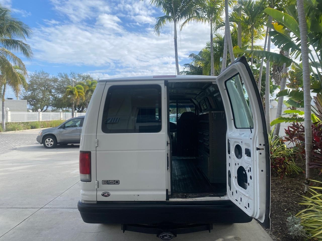 2000 Ford Econoline Cargo Van LOW MILES 68,046 Pompano Beach FL