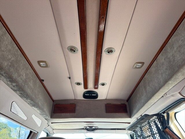 2000 Ford Econoline Cargo Van Recreational Lafayette LA