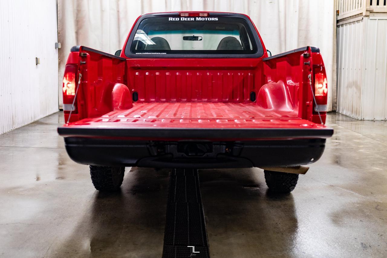 2000 Ford F-150 4x2 Reg Cab XL Short Box Red Deer AB