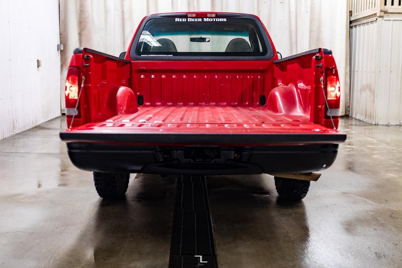 2000 Ford F-150 4x2 Reg Cab XL Short Box Red Deer AB